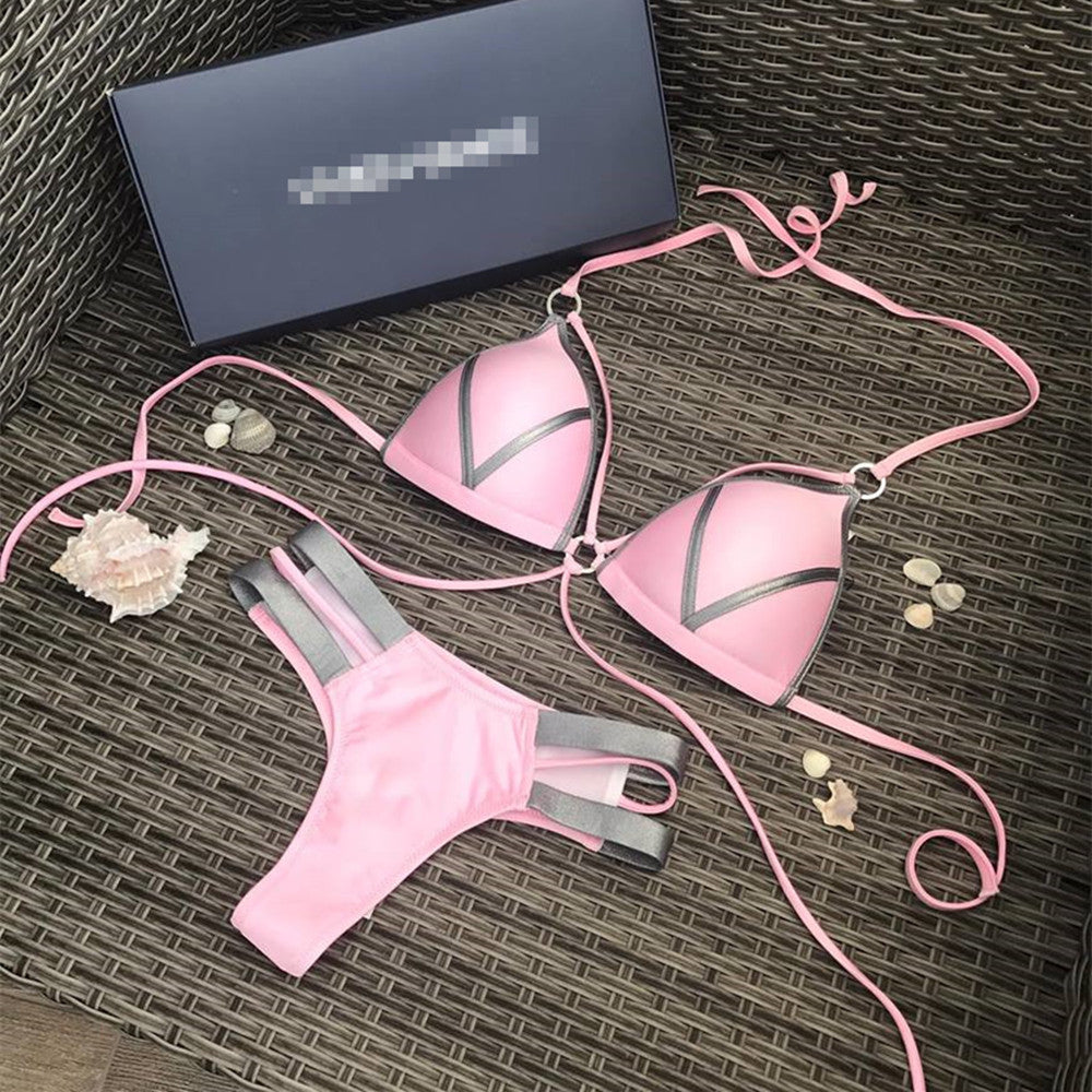Bronzing bikini trendy