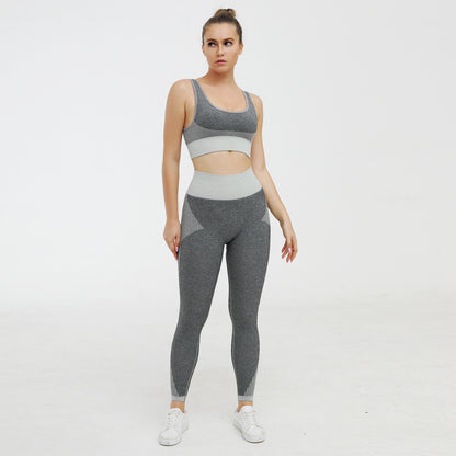 Knitted seamless fitness suit trendy