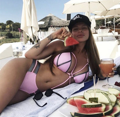 Bronzing bikini trendy