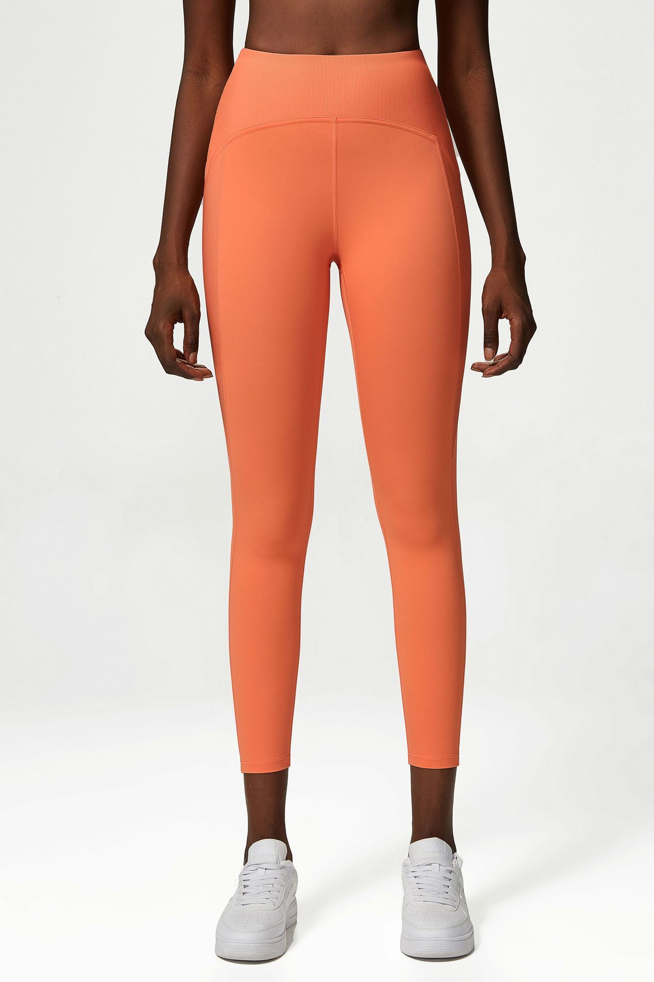 Women’s Workout Wear: Wholesome Yoga Clothing Suits for Nude Fitness