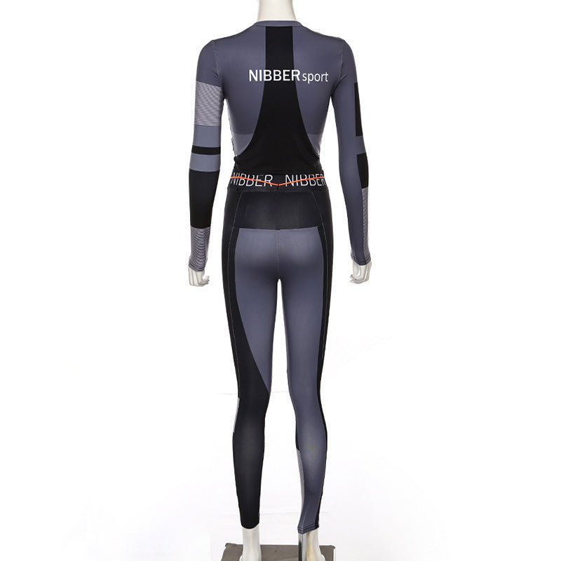 Contrast Sports Fitness Set trendy